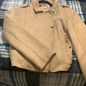 Women’s tan blazer coat